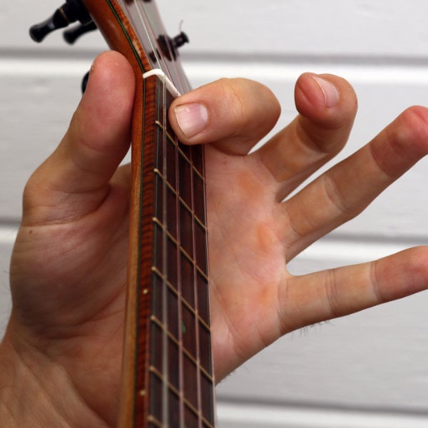 a dominant 7 ukulele chord fingering