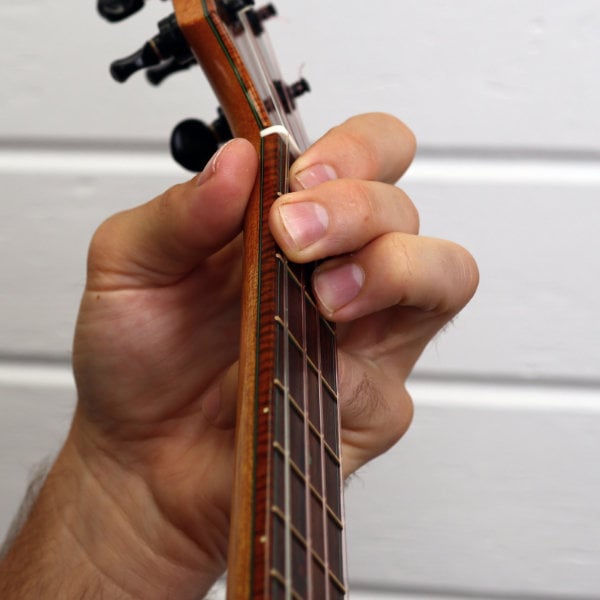 f# gb minor ukulele chord fingering f# gb minor ukulele chord fingering